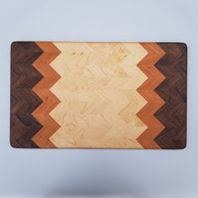 Load image into Gallery viewer, Cutting Board 19