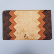 Load image into Gallery viewer, Cutting Board 19